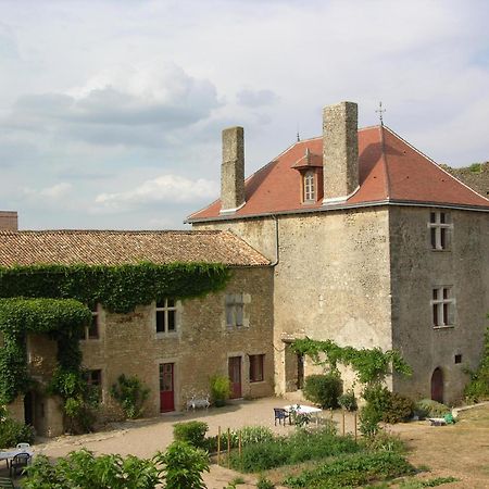 Airvault Le Vieux Chateau מראה חיצוני תמונה
