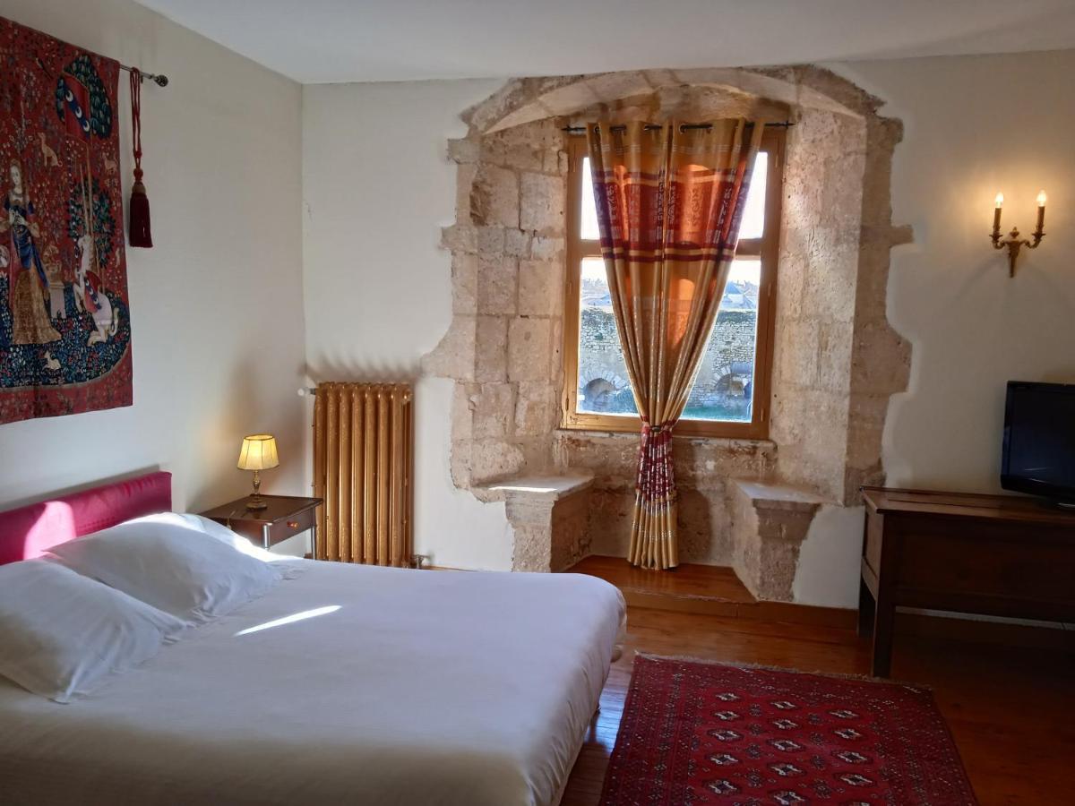 Airvault Le Vieux Chateau מראה חיצוני תמונה