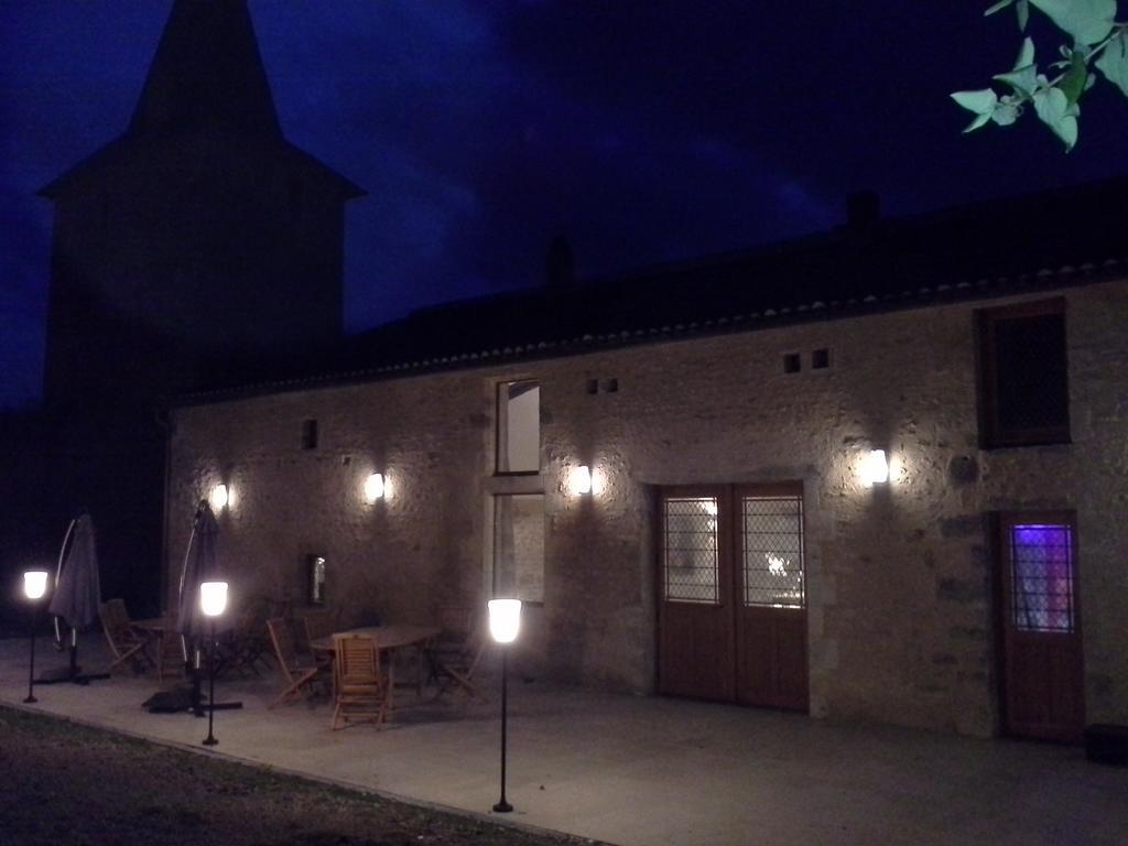 Airvault Le Vieux Chateau מראה חיצוני תמונה