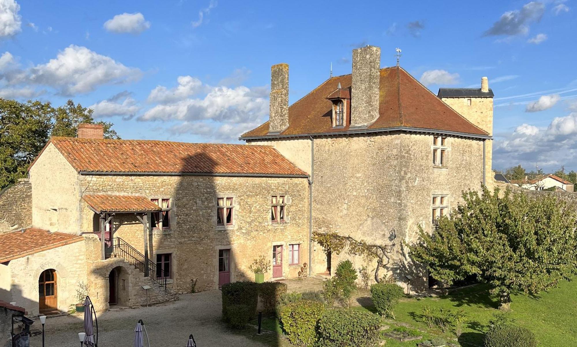 Airvault Le Vieux Chateau מראה חיצוני תמונה