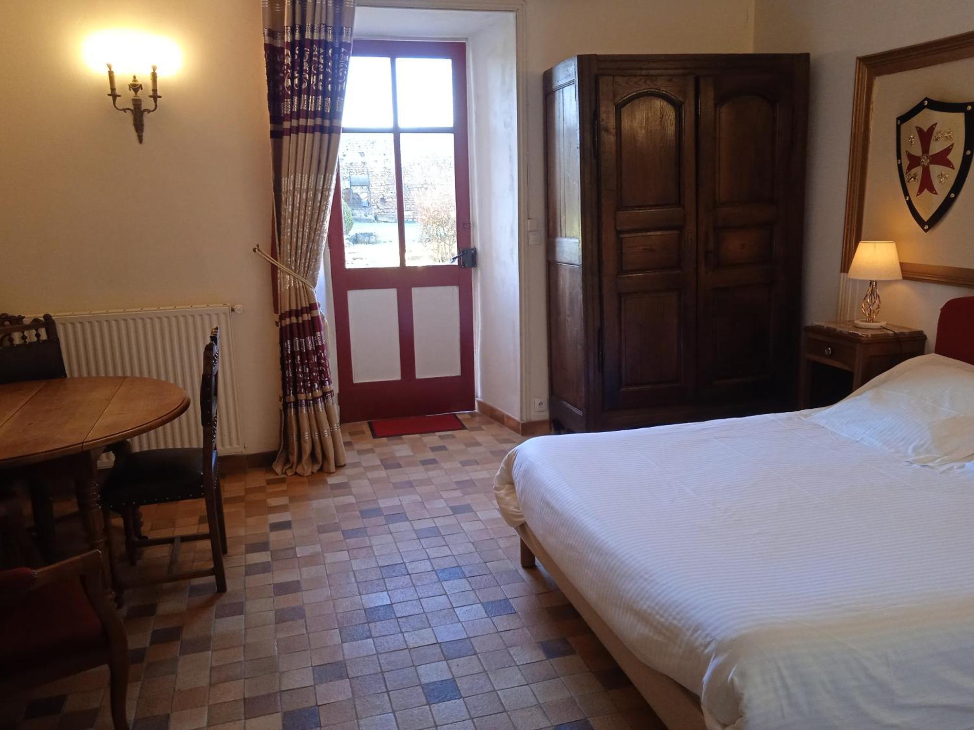 Airvault Le Vieux Chateau מראה חיצוני תמונה