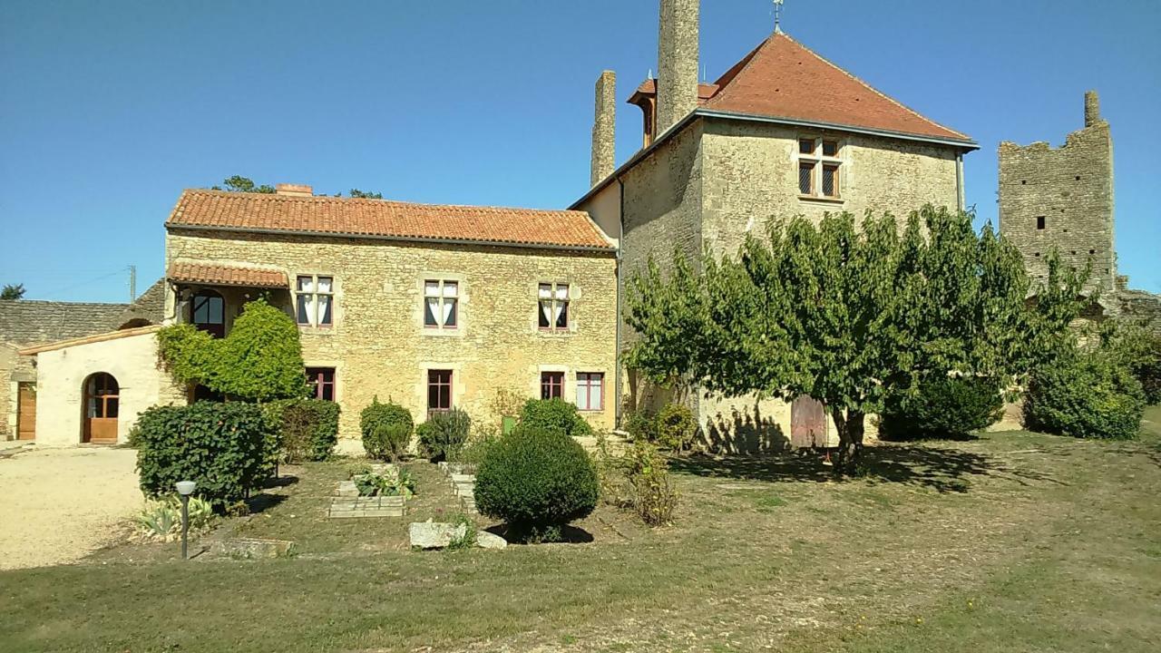 Airvault Le Vieux Chateau מראה חיצוני תמונה